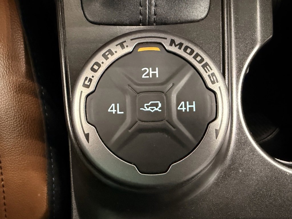 Used 2023 Ford Bronco Outer Banks image 38