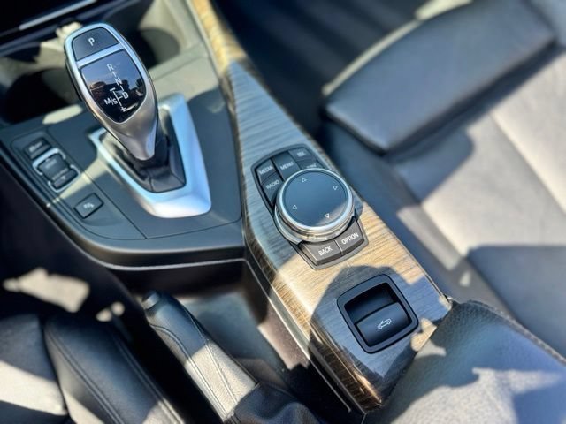 Used 2016 BMW 228i xDrive Convertible AWD/4WD image 44
