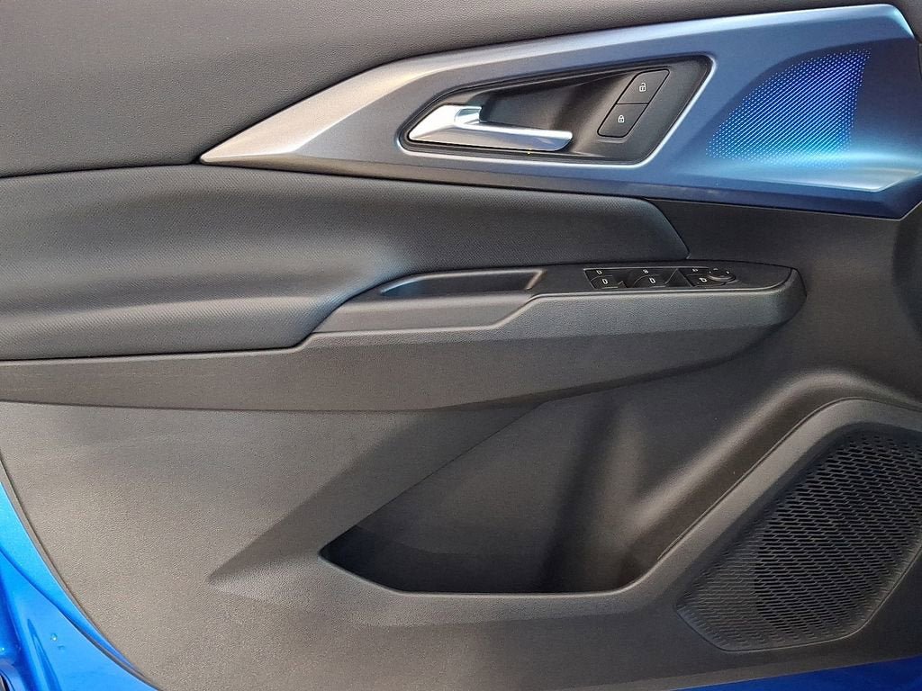 New 2026 Chevrolet Equinox EV LT AWD/4WD image 9