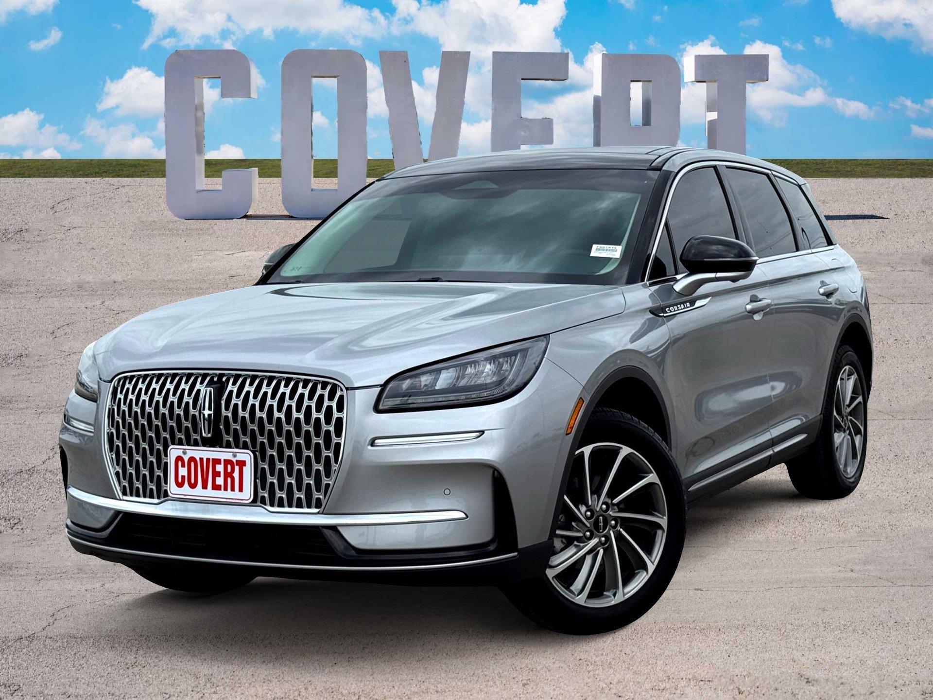 Used 2024 Lincoln Corsair FWD w/ Equipment Group 101A image 1