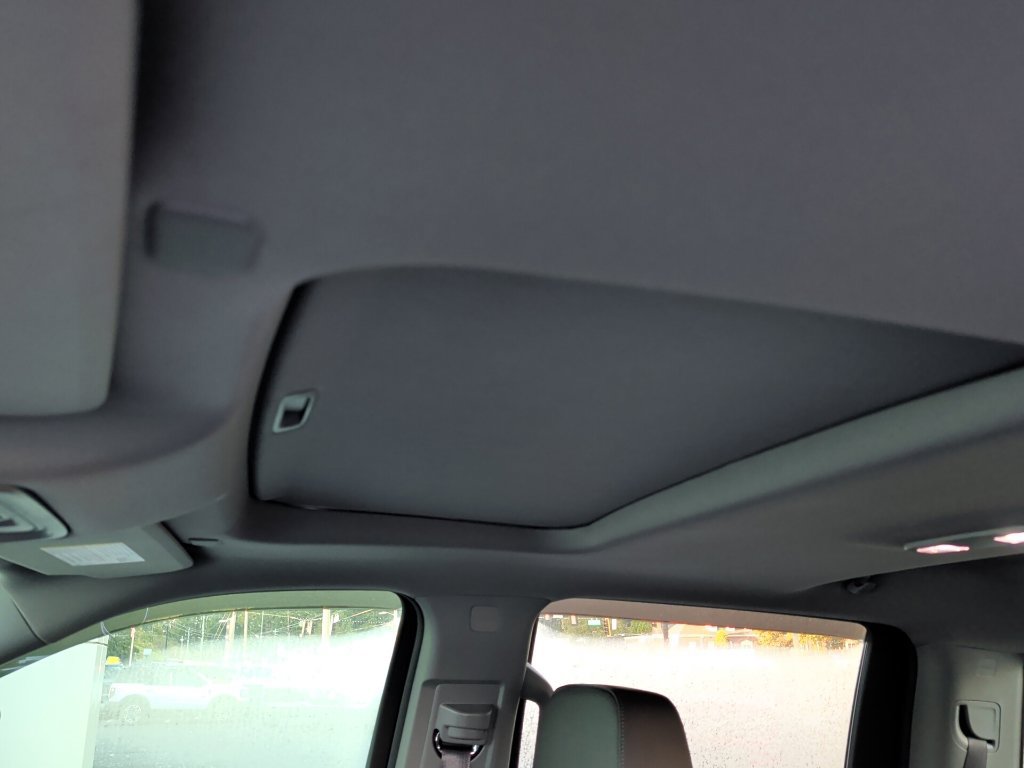 Used 2024 Chevrolet Silverado 3500 LTZ w/ LTZ Convenience Package AWD/4WD image 7