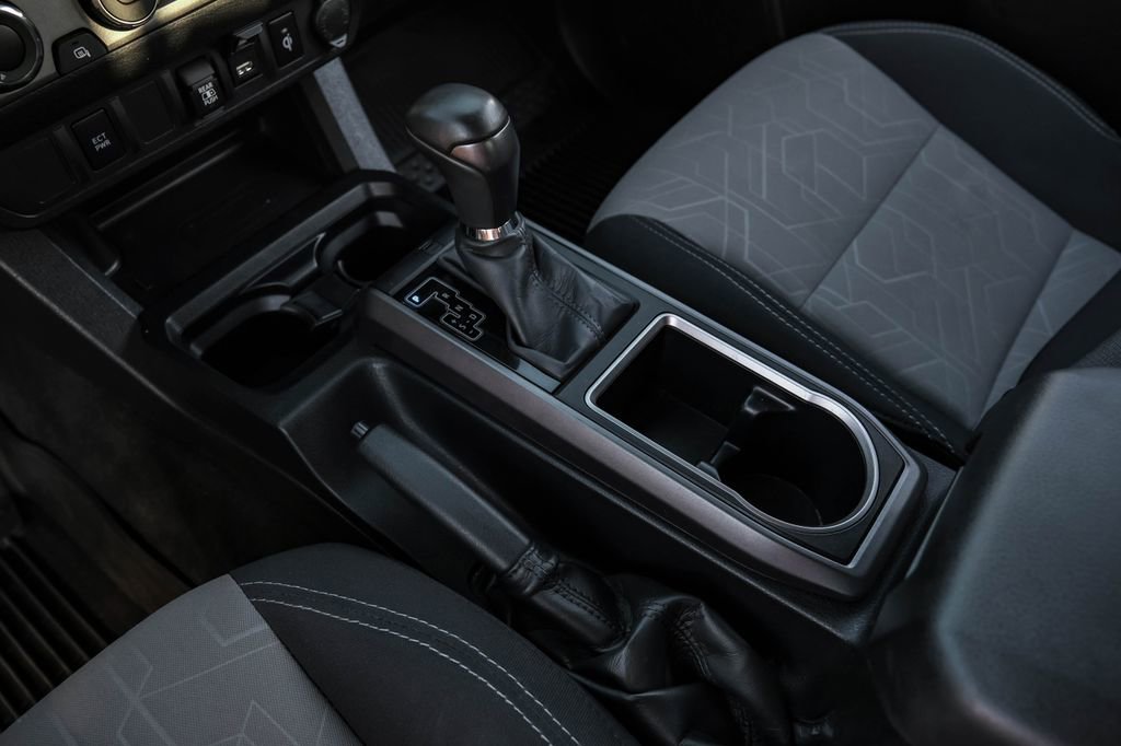 Used 2023 Toyota Tacoma TRD Off-Road image 23