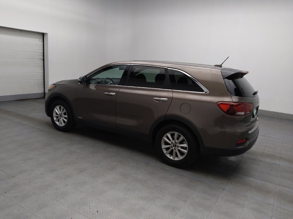 Used 2019 Kia Sorento LX image 3