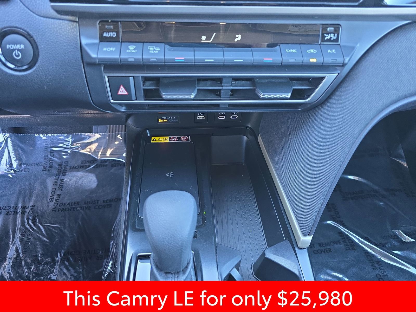 Used 2025 Toyota Camry LE image 31