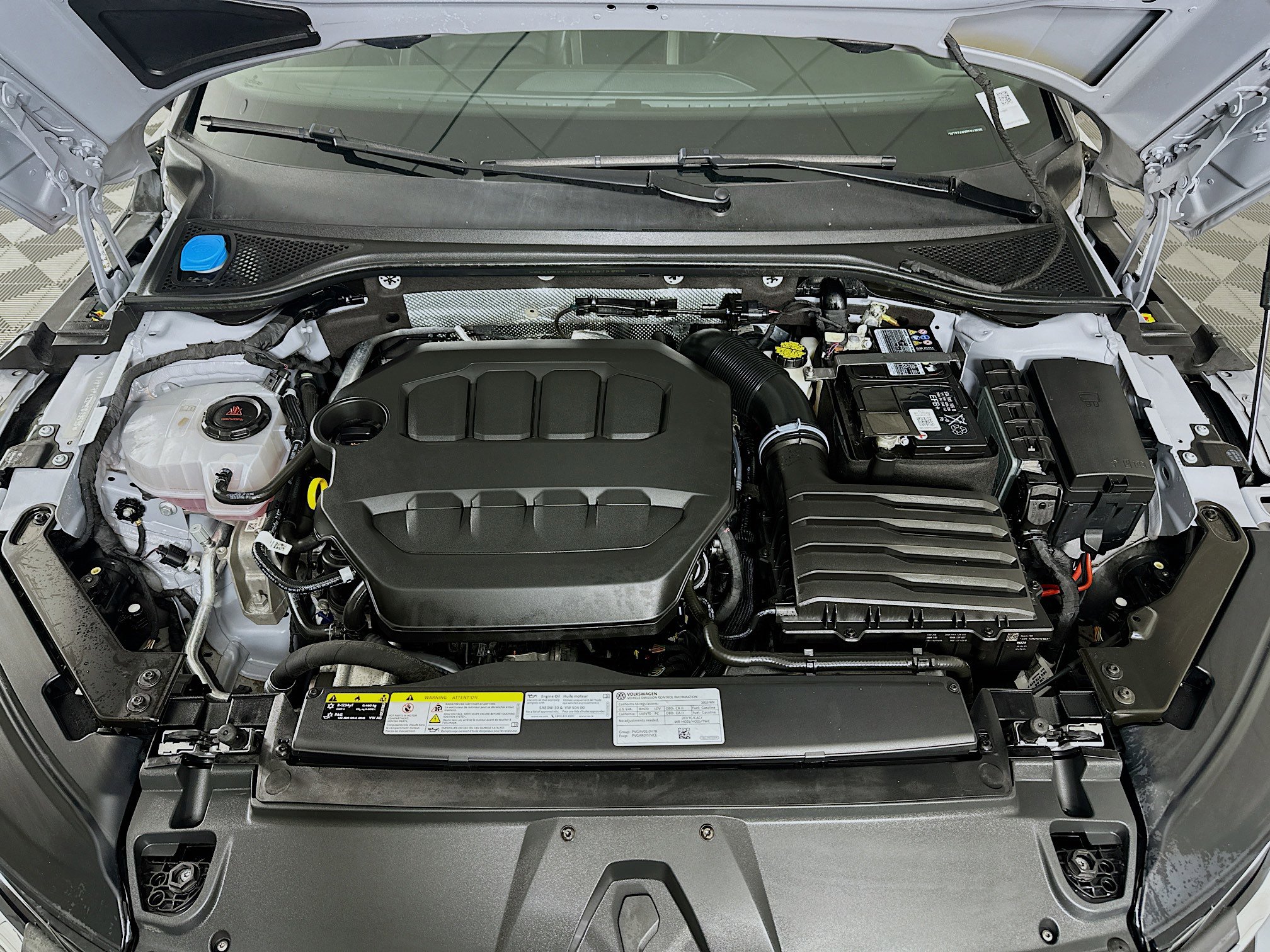 Used 2023 Volkswagen Arteon SEL Premium image 34