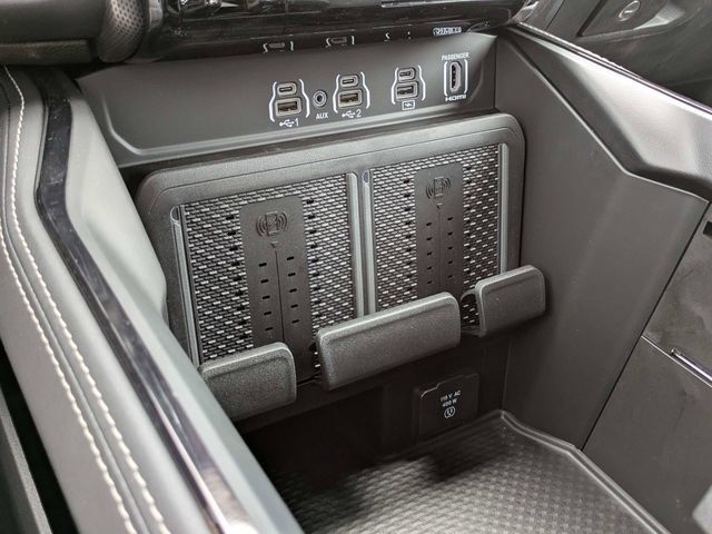 New 2026 RAM 2500 Limited AWD/4WD image 23