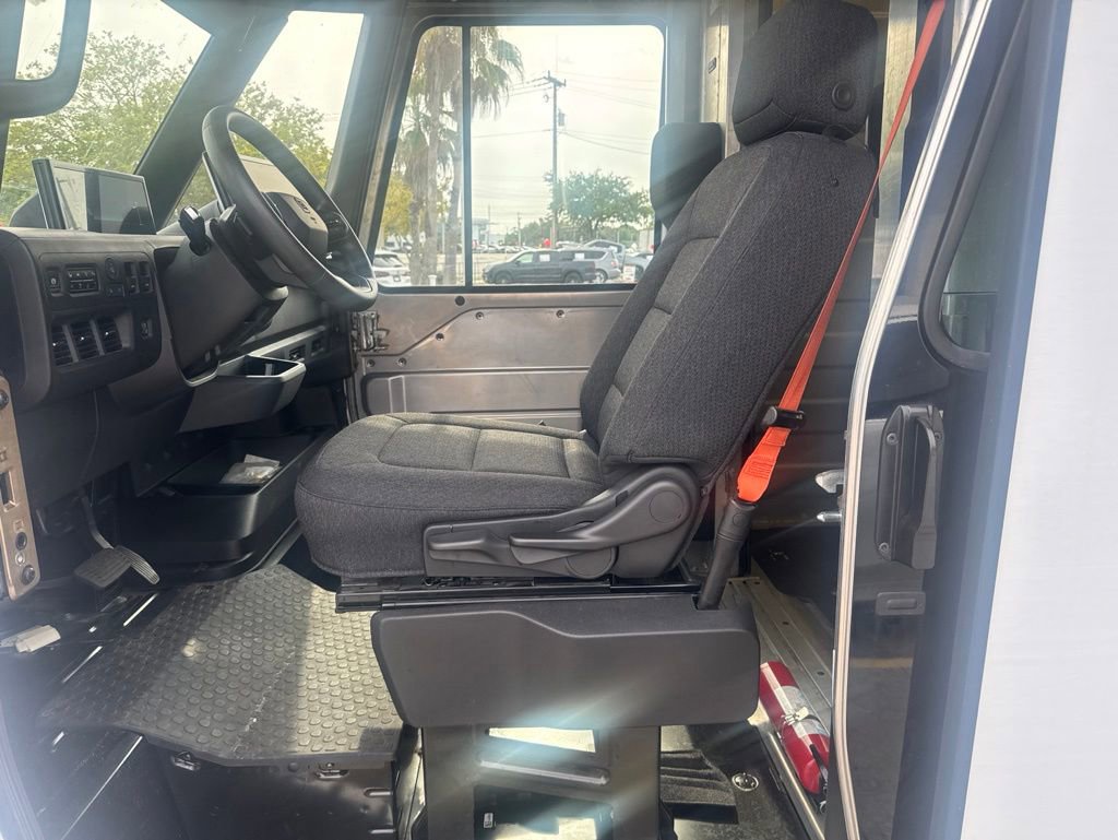 Used 2024 Chevrolet Brightdrop 600 w/ Battery Pack, Max Range AWD/4WD image 7