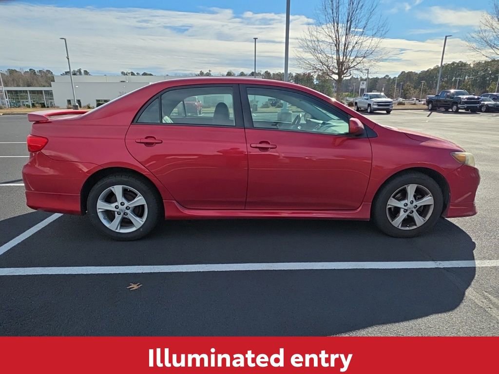 Used 2013 Toyota Corolla S image 12