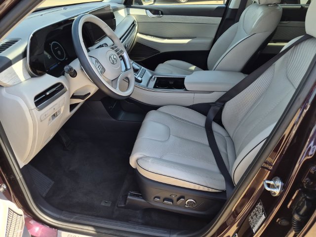Used 2024 Hyundai Palisade Calligraphy FWD image 20