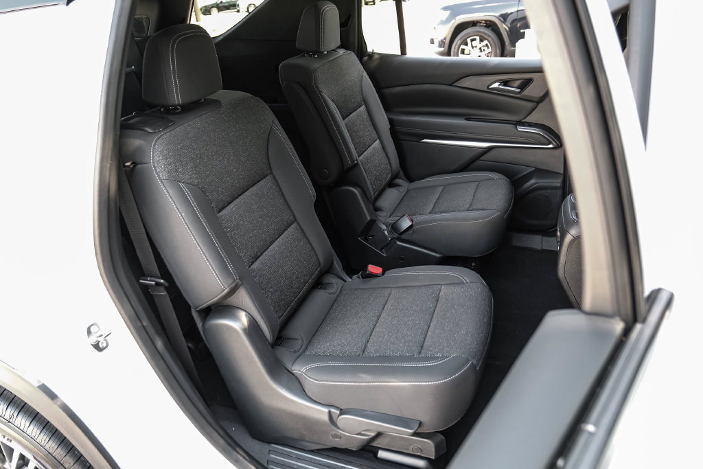 Used 2024 Chevrolet Traverse LT AWD/4WD image 50