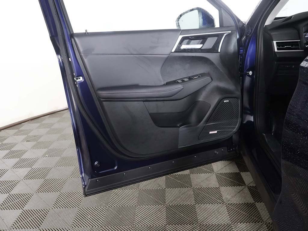 New 2026 Mitsubishi Outlander SE FWD image 25