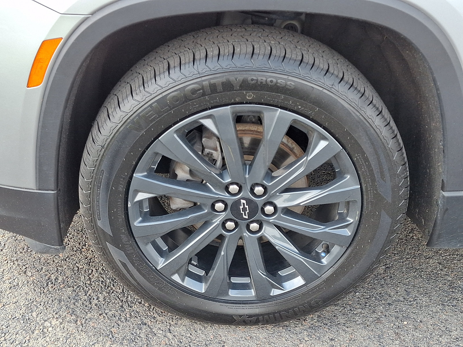 Used 2023 Chevrolet Traverse RS w/ LPO, Floor Liner Package AWD/4WD image 11