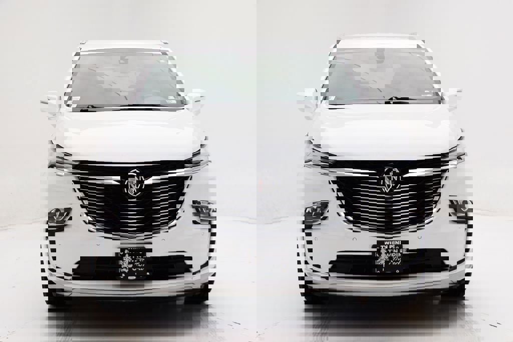 Used 2023 Buick Enclave Essence image 5