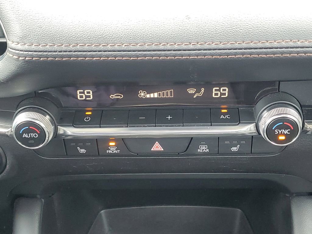 Used 2022 MAZDA MAZDA3 s image 31