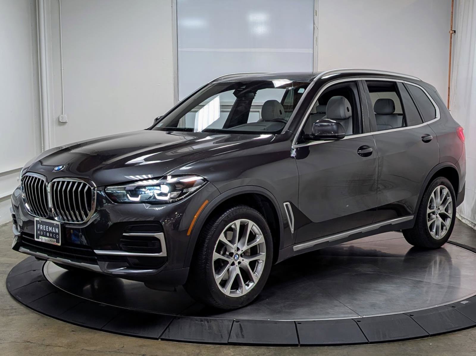 Used 2023 BMW X5 xDrive40i image 4