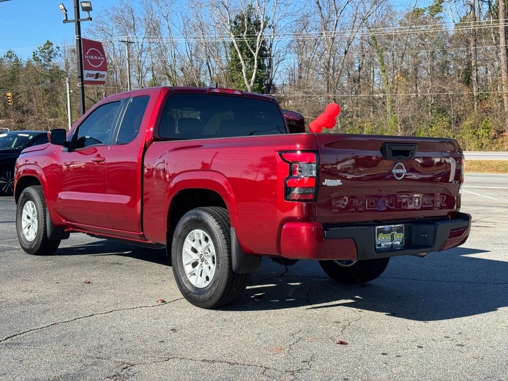 Certified 2024 Nissan Frontier SV image 5
