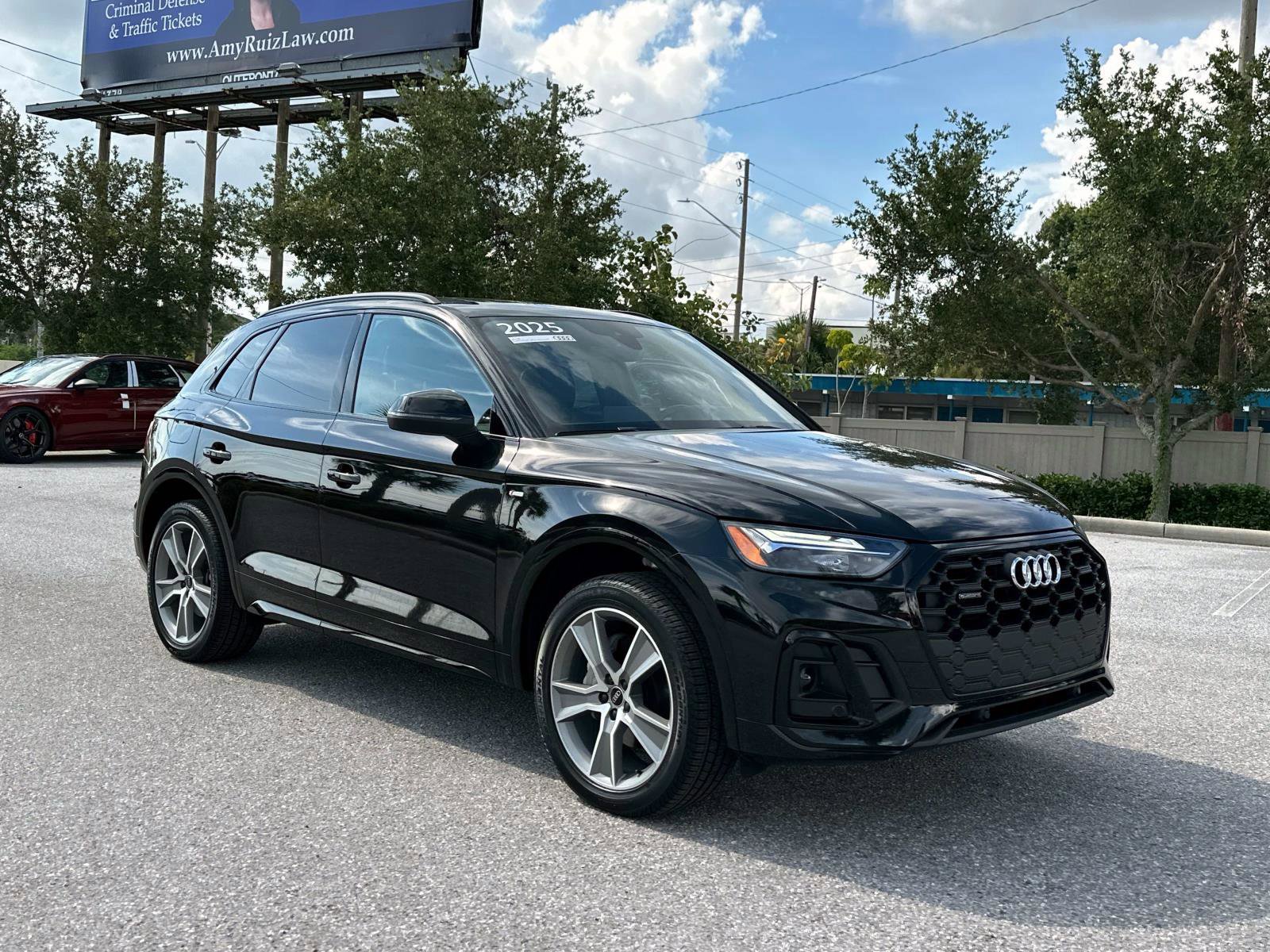 Certified 2025 Audi Q5 2.0T Premium image 2