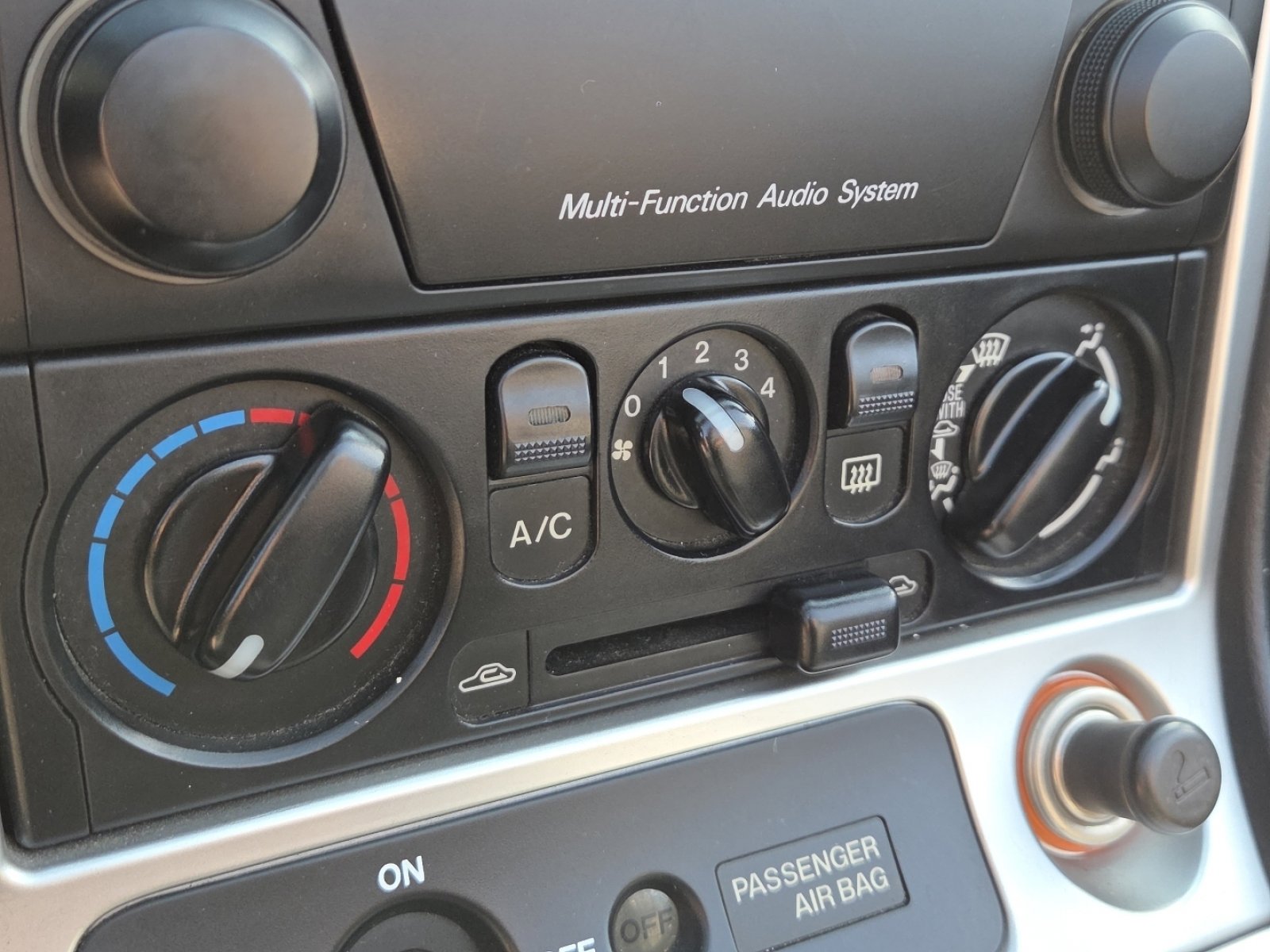 Used 2003 MAZDA MX-5 Miata image 28