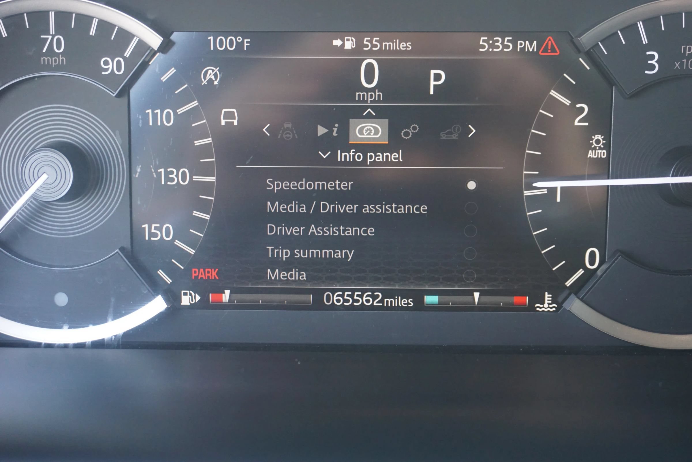 Used 2020 Land Rover Discovery Sport AWD/4WD image 12