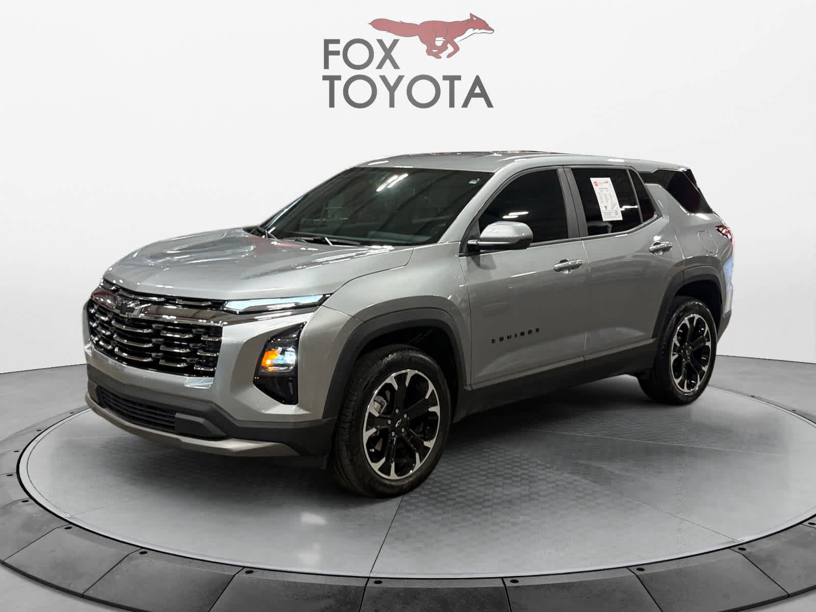 Used 2025 Chevrolet Equinox LT FWD image 1