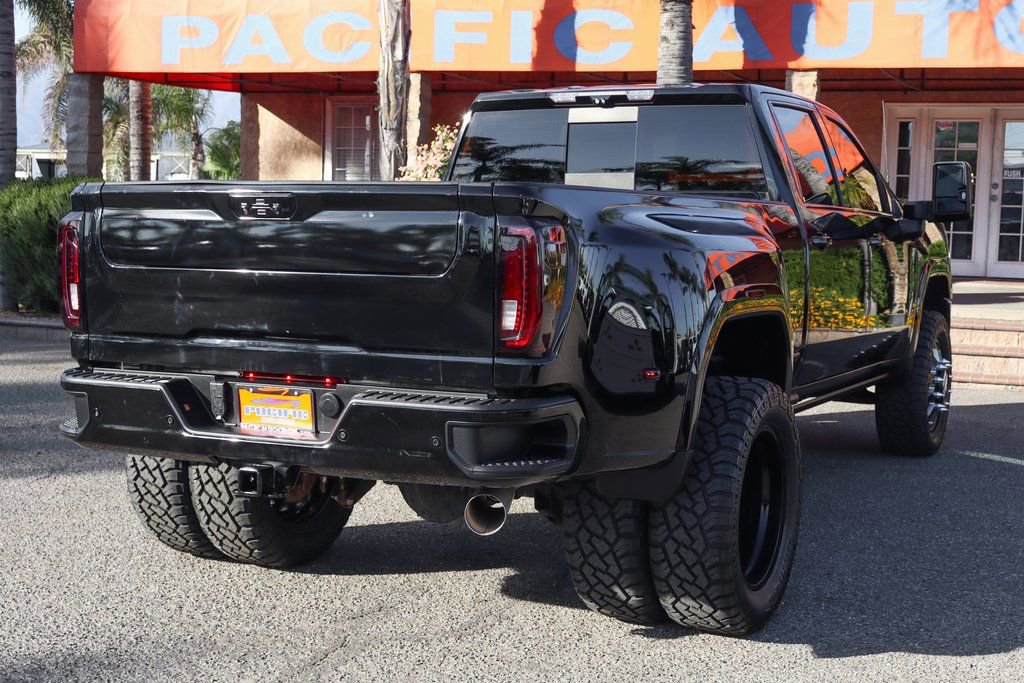 Used 2021 GMC Sierra 3500 Denali w/ Denali Ultimate Package image 10