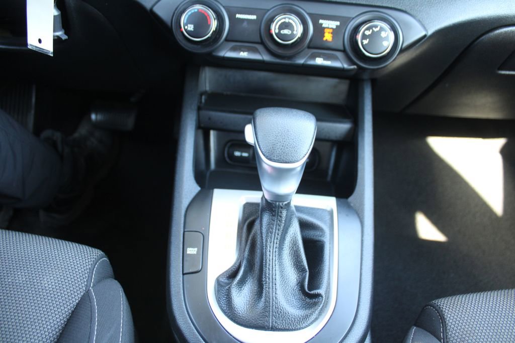 Certified 2023 Kia Forte LXS image 31