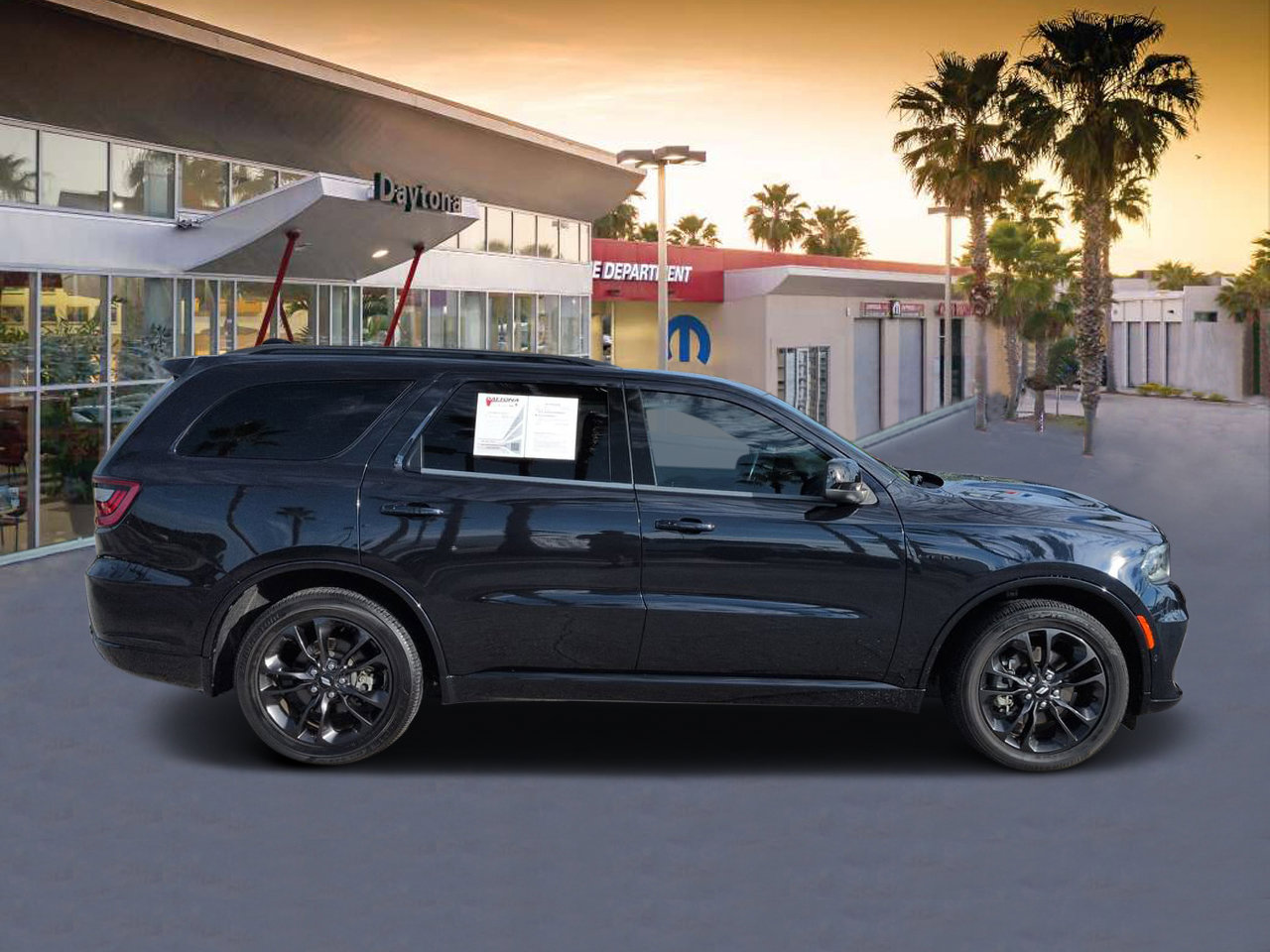 Certified 2024 Dodge Durango R/T w/ Blacktop Package RWD image 2