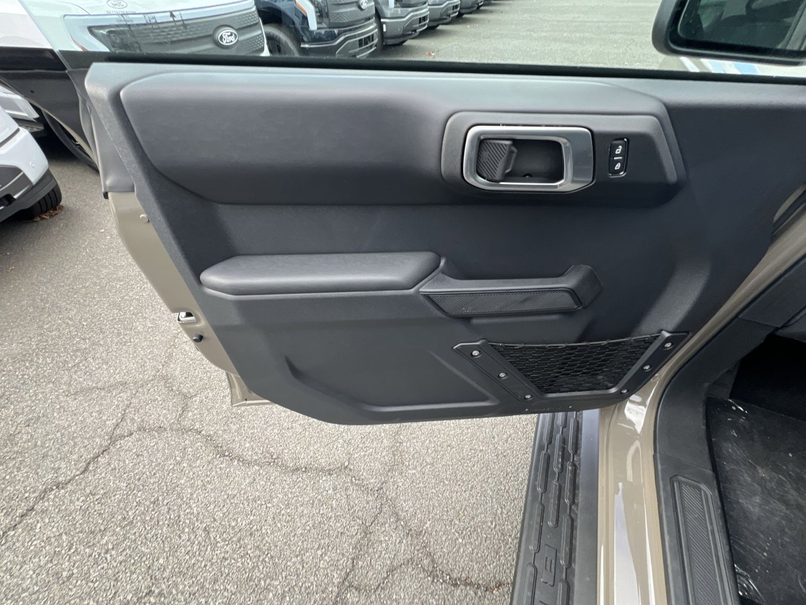 New 2025 Ford Bronco Outer Banks image 15