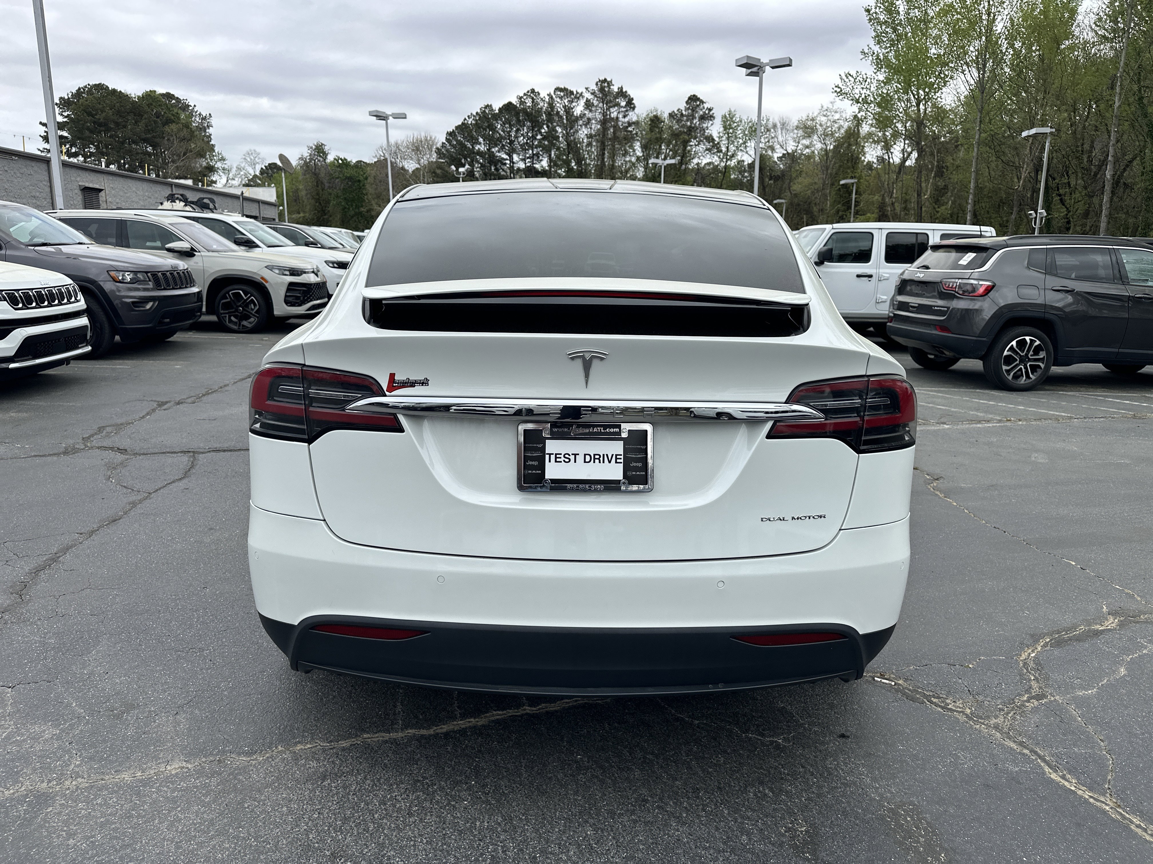 Used 2019 Tesla Model X Long Range image 8