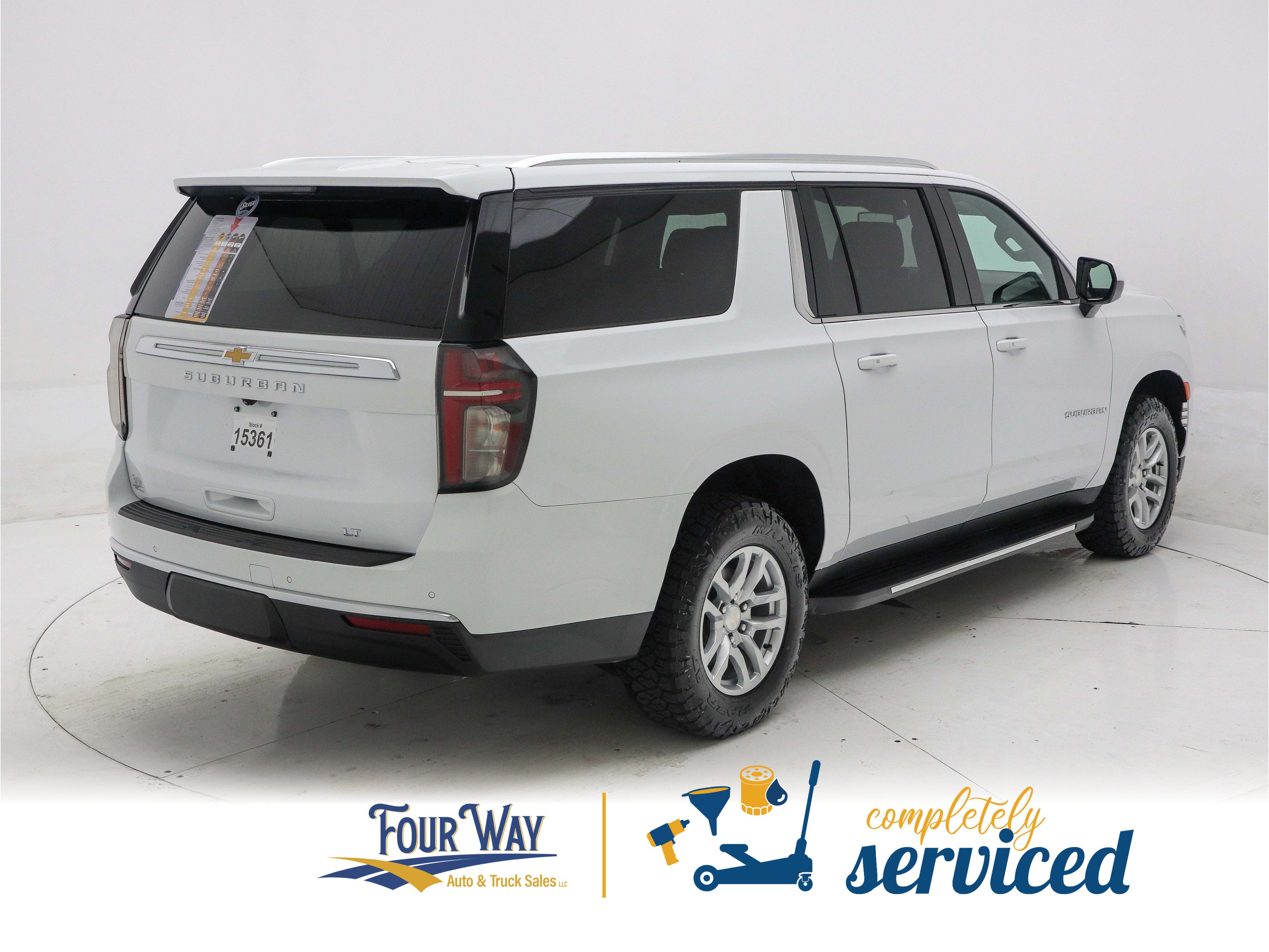 Used 2023 Chevrolet Suburban LT AWD/4WD image 4