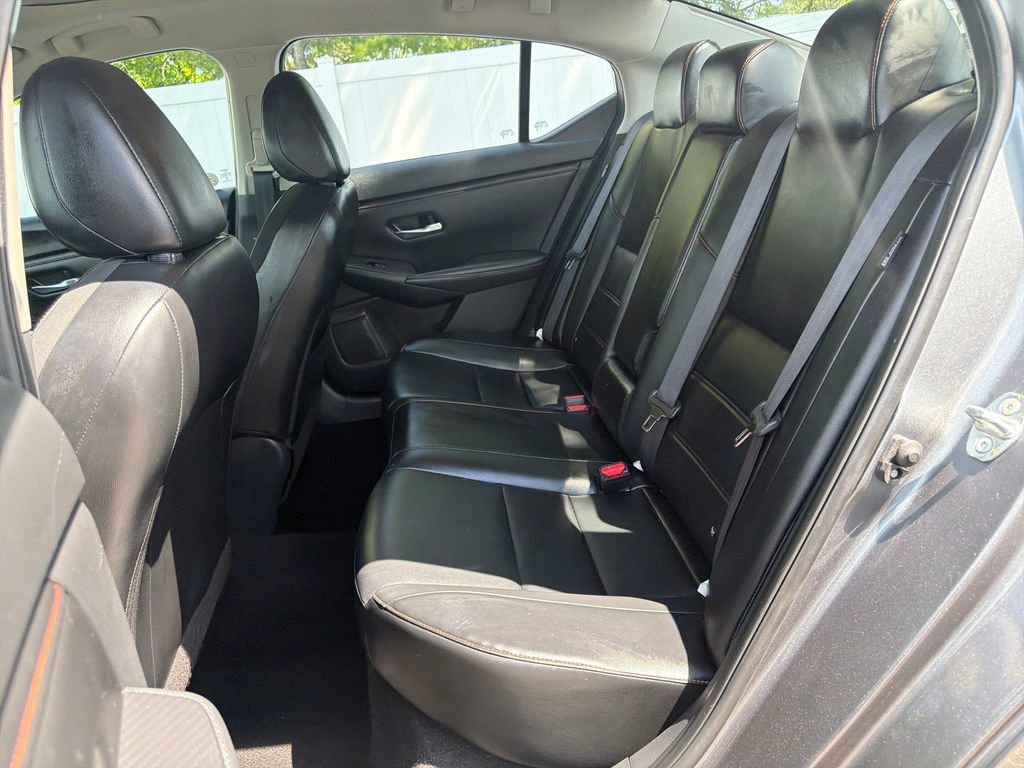 Used 2023 Nissan Sentra SR w/ SR Premium Package FWD image 46