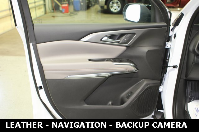 New 2025 Chevrolet Traverse LT w/ Driver Confidence Package image 13