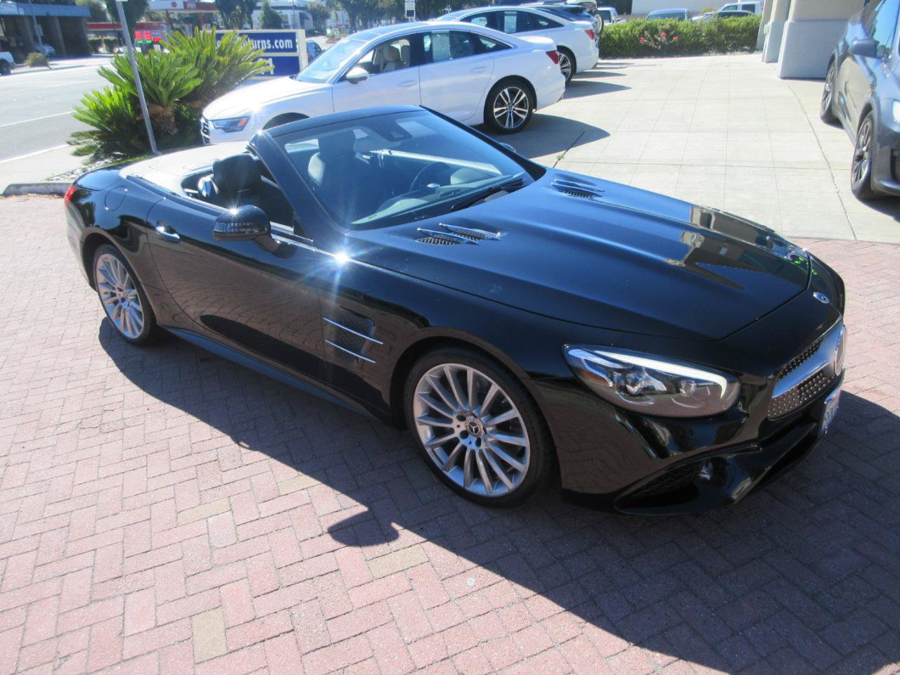 Used 2017 Mercedes-Benz SL 550 image 73