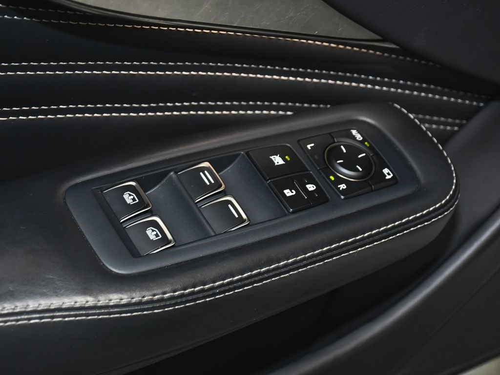 Used 2022 Lexus LS 500h AWD w/ Luxury Package image 10