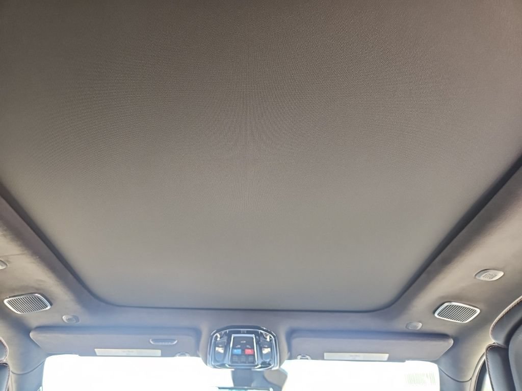 New 2026 Jeep Grand Wagoneer L Summit AWD/4WD image 34