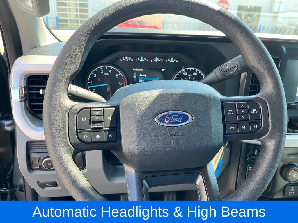 New 2026 Ford F250 XLT w/ F-250 >10K GVWR Package AWD/4WD image 17