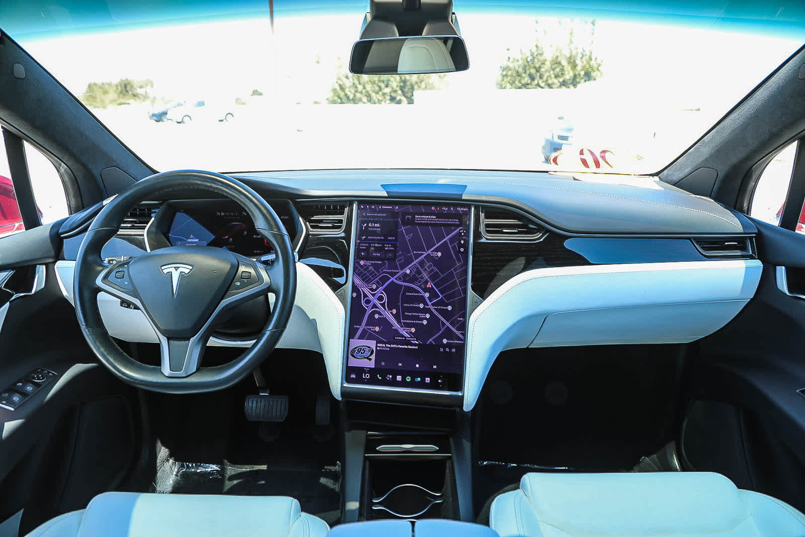 Used 2020 Tesla Model X Long Range AWD/4WD image 12