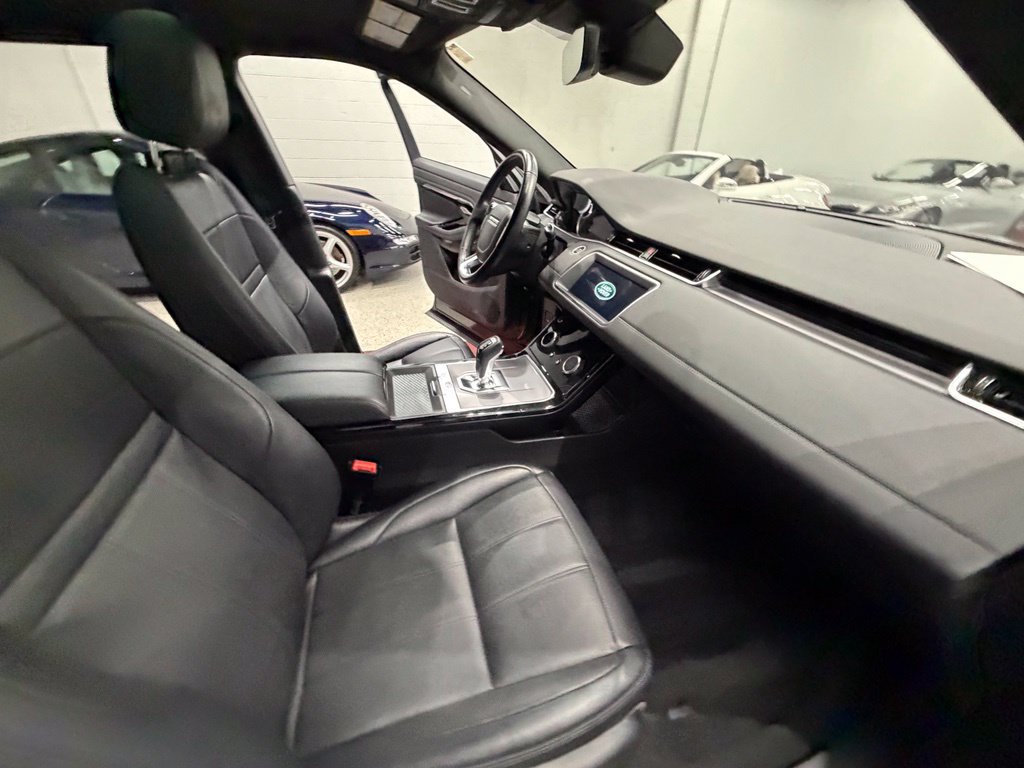 Used 2020 Land Rover Range Rover Evoque S AWD/4WD image 29