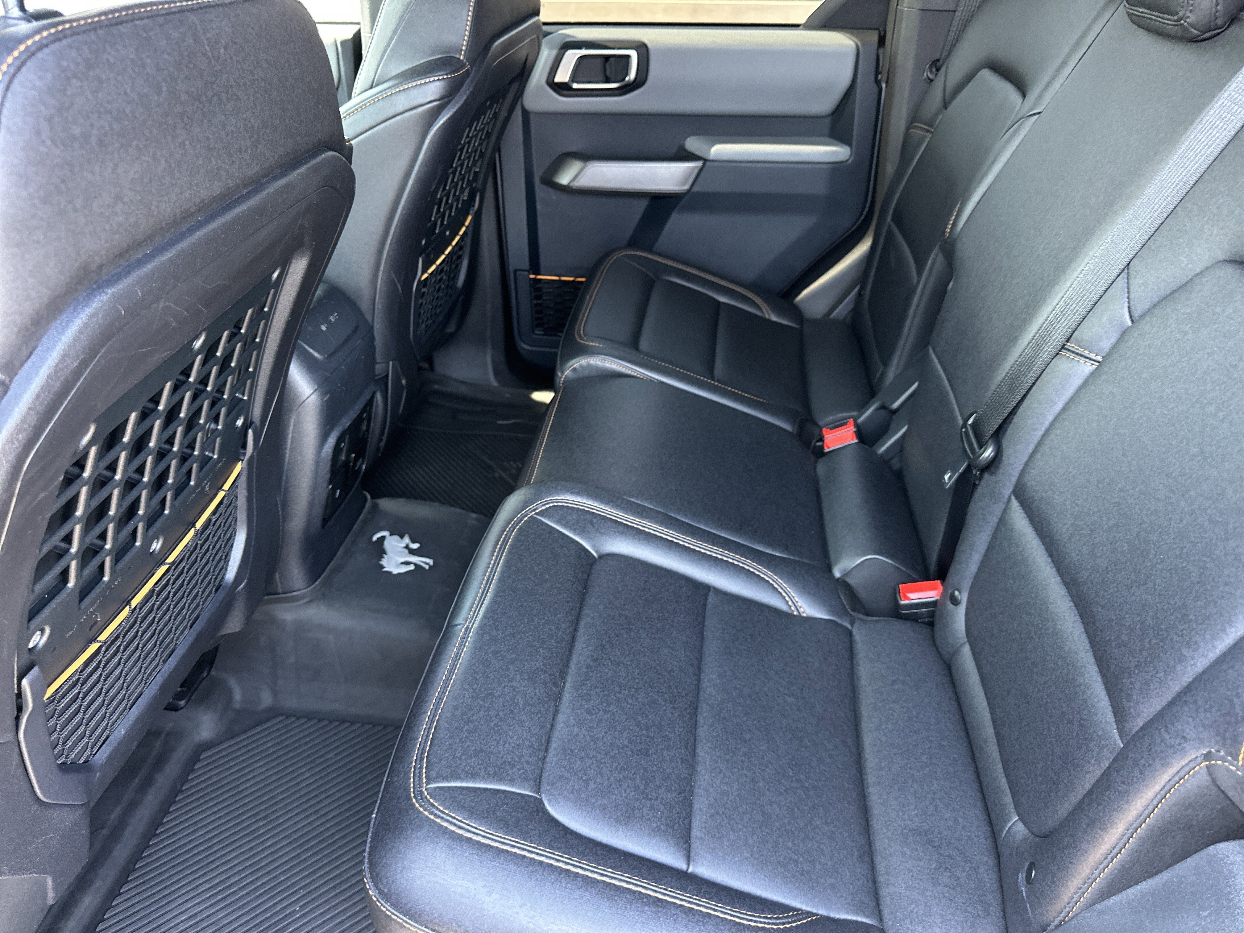 Used 2023 Ford Bronco Badlands w/ Sasquatch Package image 21