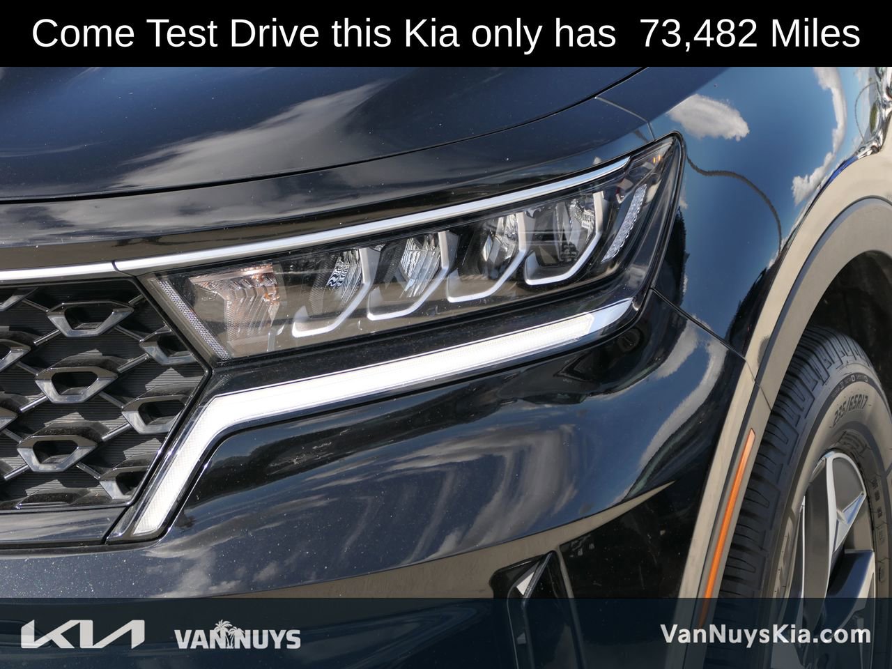 Used 2023 Kia Sorento EX image 9