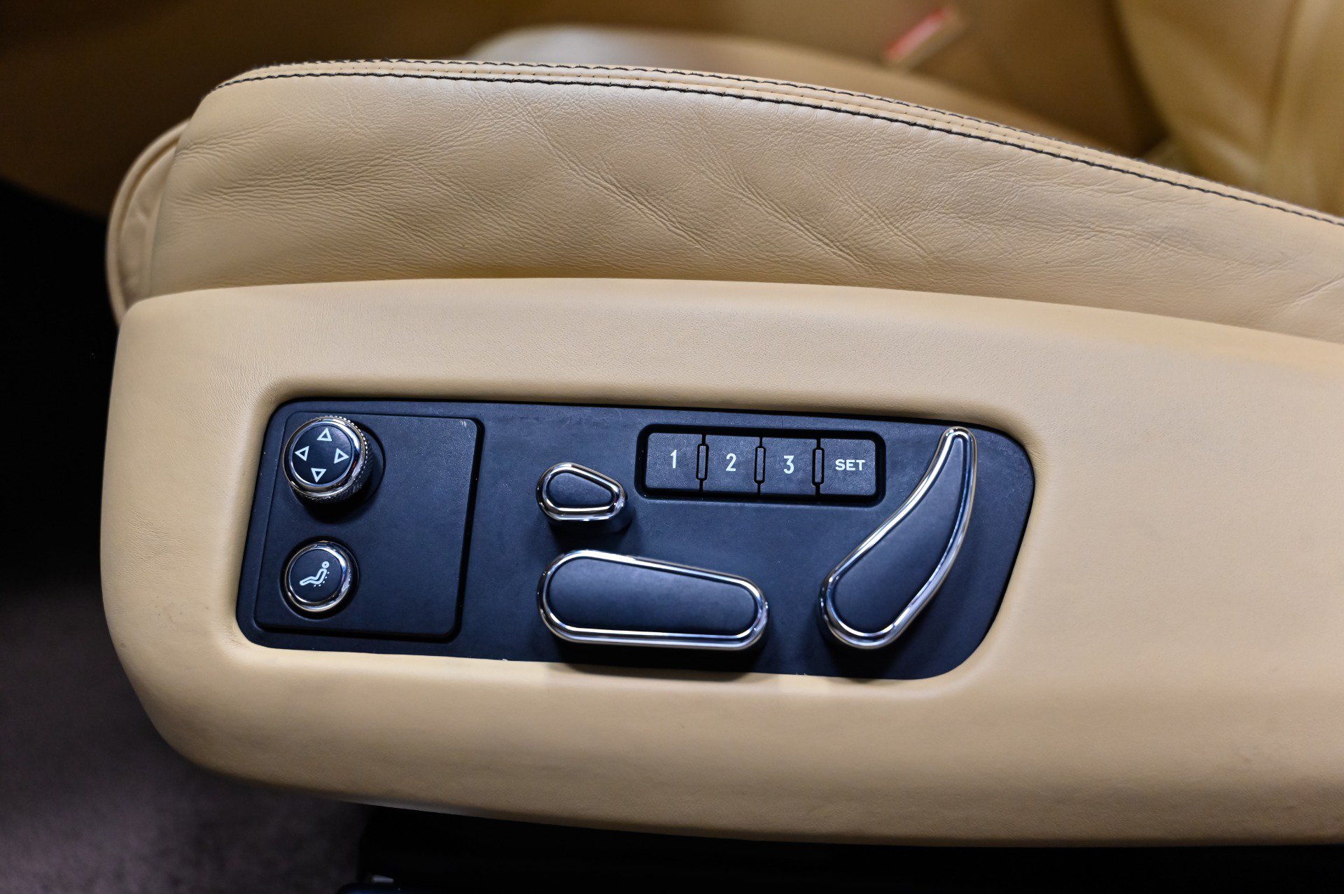 Used 2015 Bentley Continental GT AWD/4WD image 9