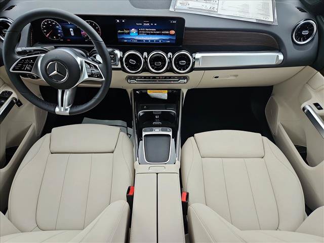 Used 2026 Mercedes-Benz GLB 250 4MATIC image 14