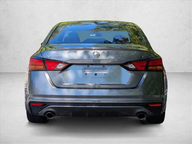 Used 2020 Nissan Altima 2.5 SR w/ Premium Package image 7