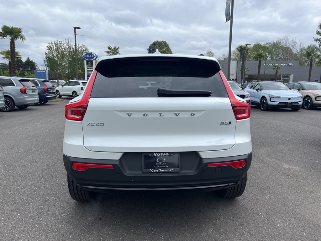 New 2026 Volvo XC40 B5 Plus w/ Protection Package Premier AWD/4WD image 6