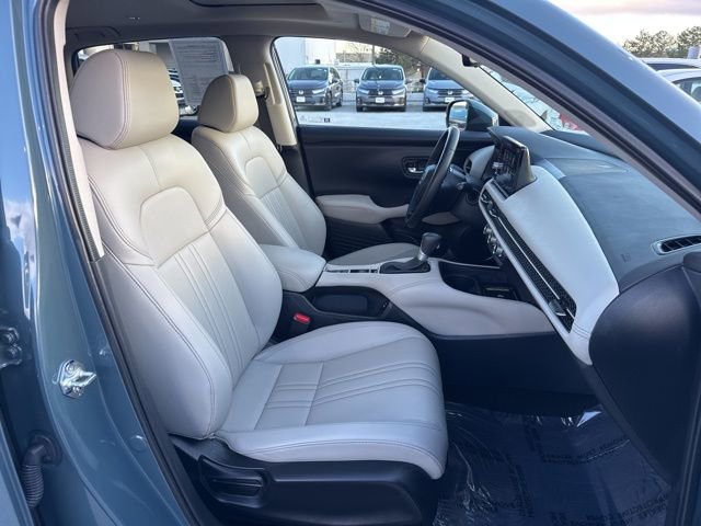 Used 2025 Honda HR-V EX-L image 10