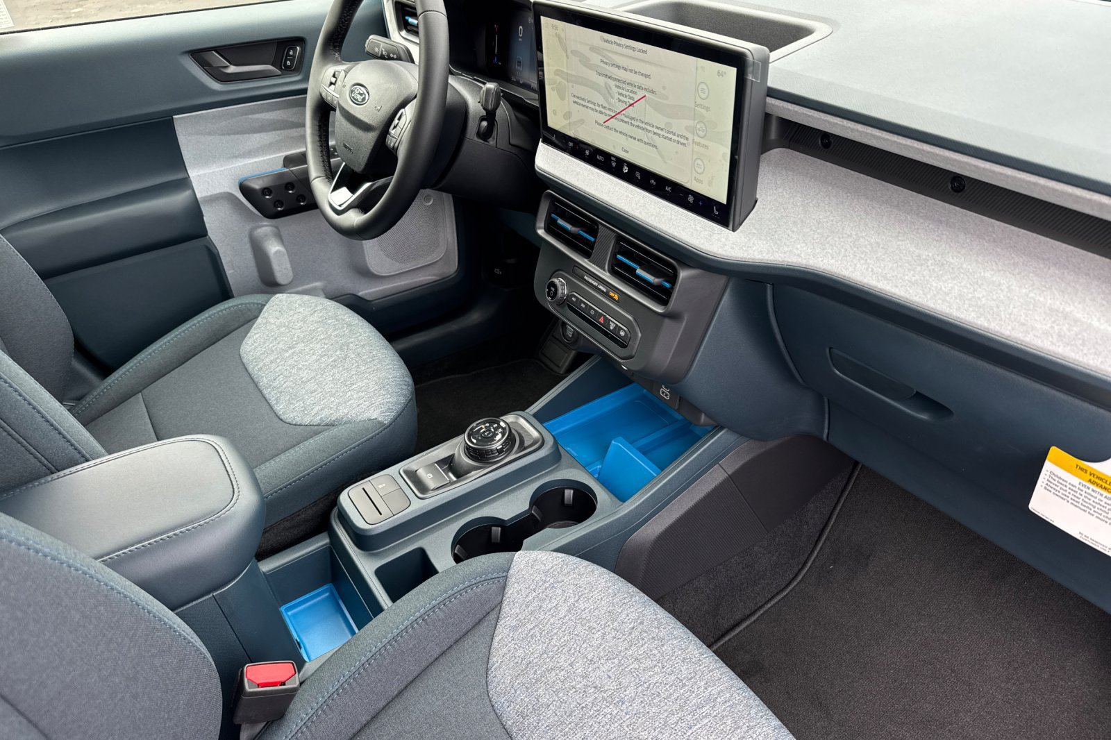 New 2026 Ford Maverick XLT w/ XLT Luxury Package FWD image 16