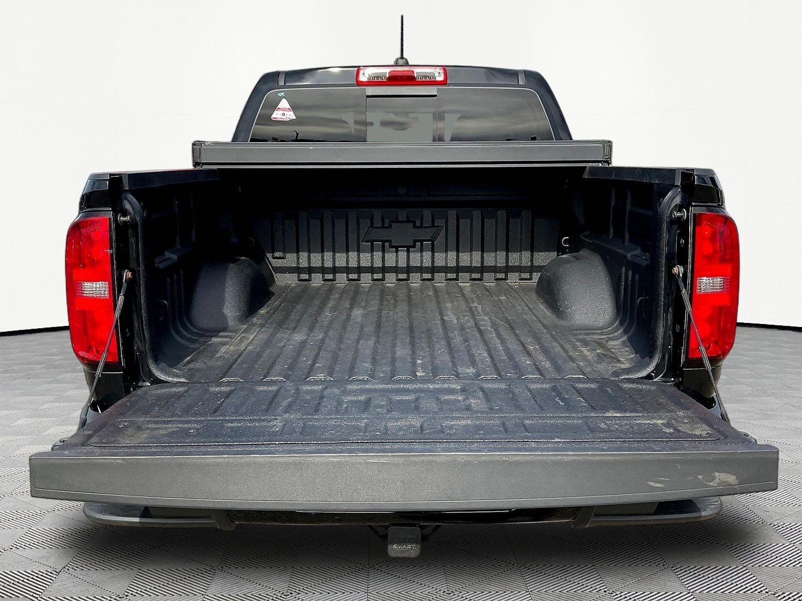 Used 2021 Chevrolet Colorado Z71 w/ Z71 Midnight Edition AWD/4WD image 7