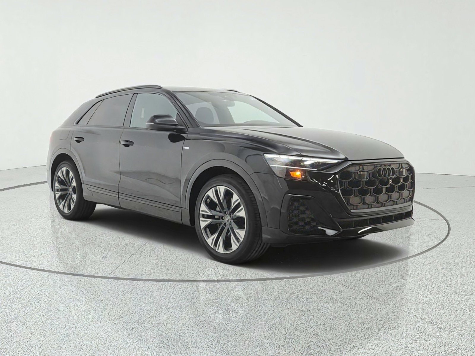 New 2026 Audi Q8 Premium Plus AWD/4WD image 3