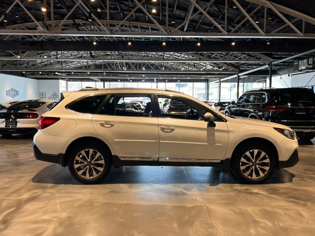 Used 2018 Subaru Outback 2.5i Touring w/ Popular Package #3 image 6