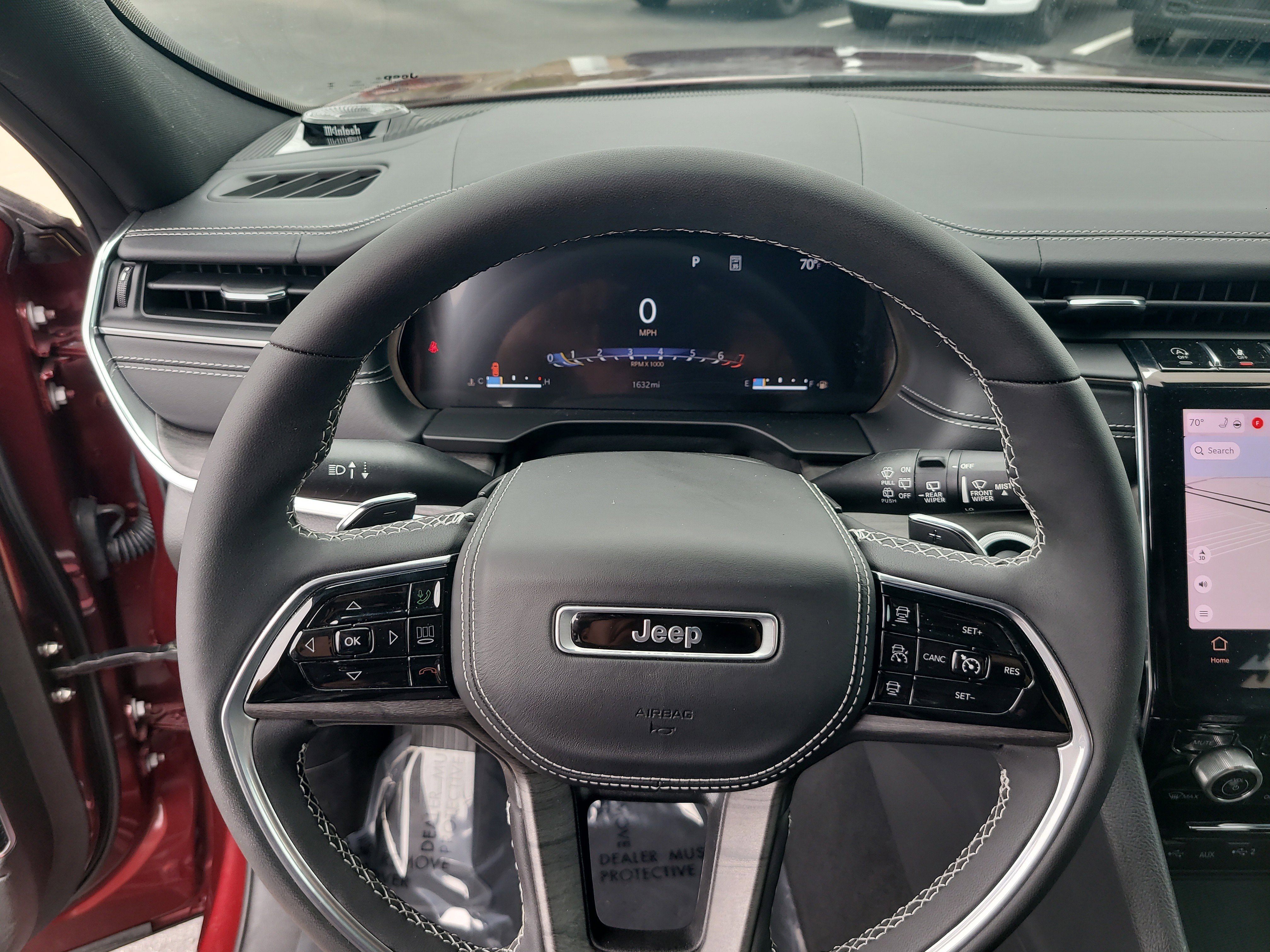 Used 2023 Jeep Grand Cherokee Overland w/ Luxury Tech Group IV image 27